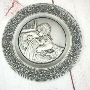 1979 Fine Pewter U.S.A Made E Cunningham Plate Designed By Carol Bryan